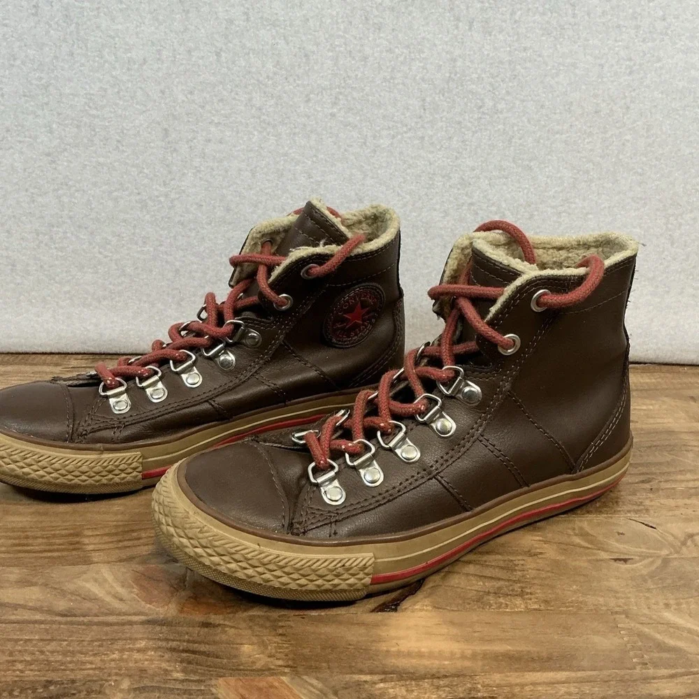 Converse Chuck Taylor All Star Junior Brown Leather Fur Lined Boots 632531C Sz 3